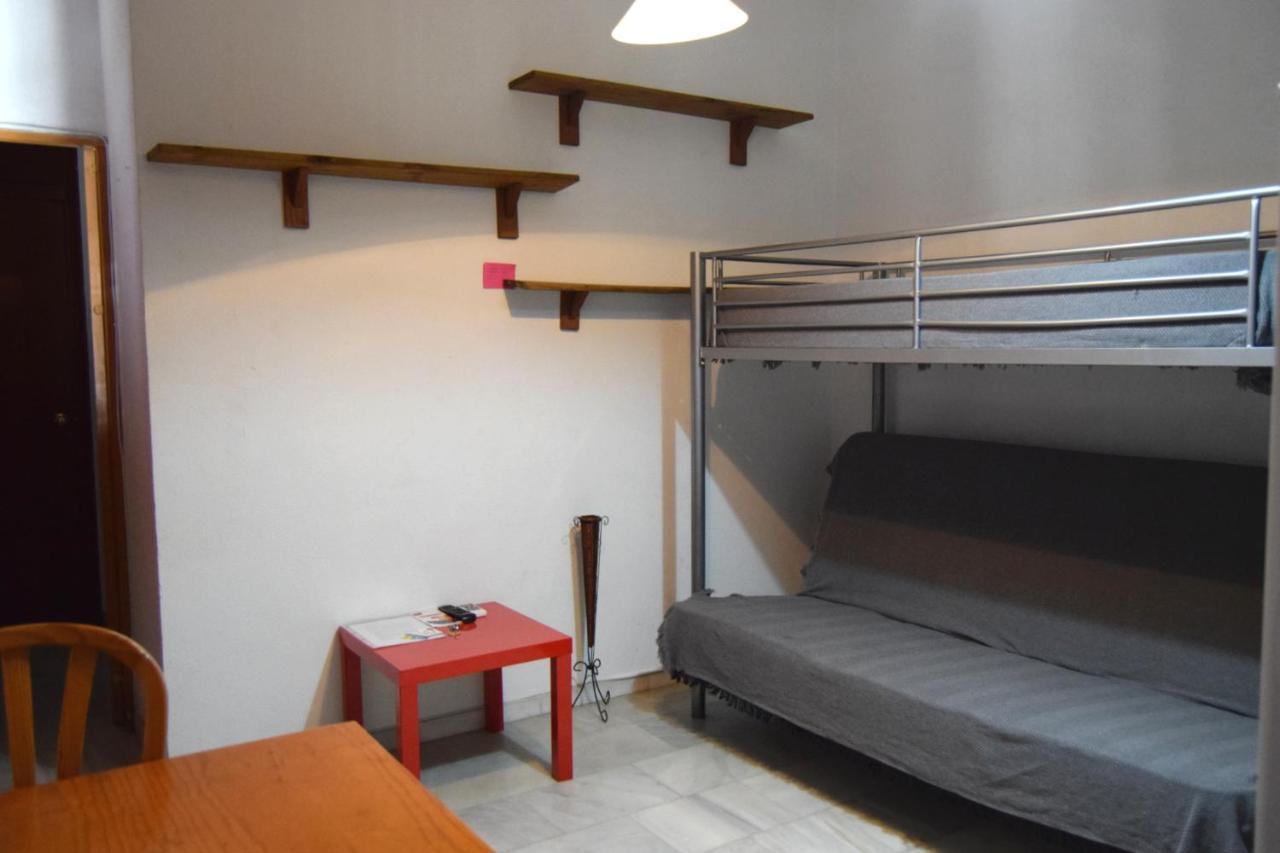Апартаменты Apartamento Feria 2 Севилья Экстерьер фото